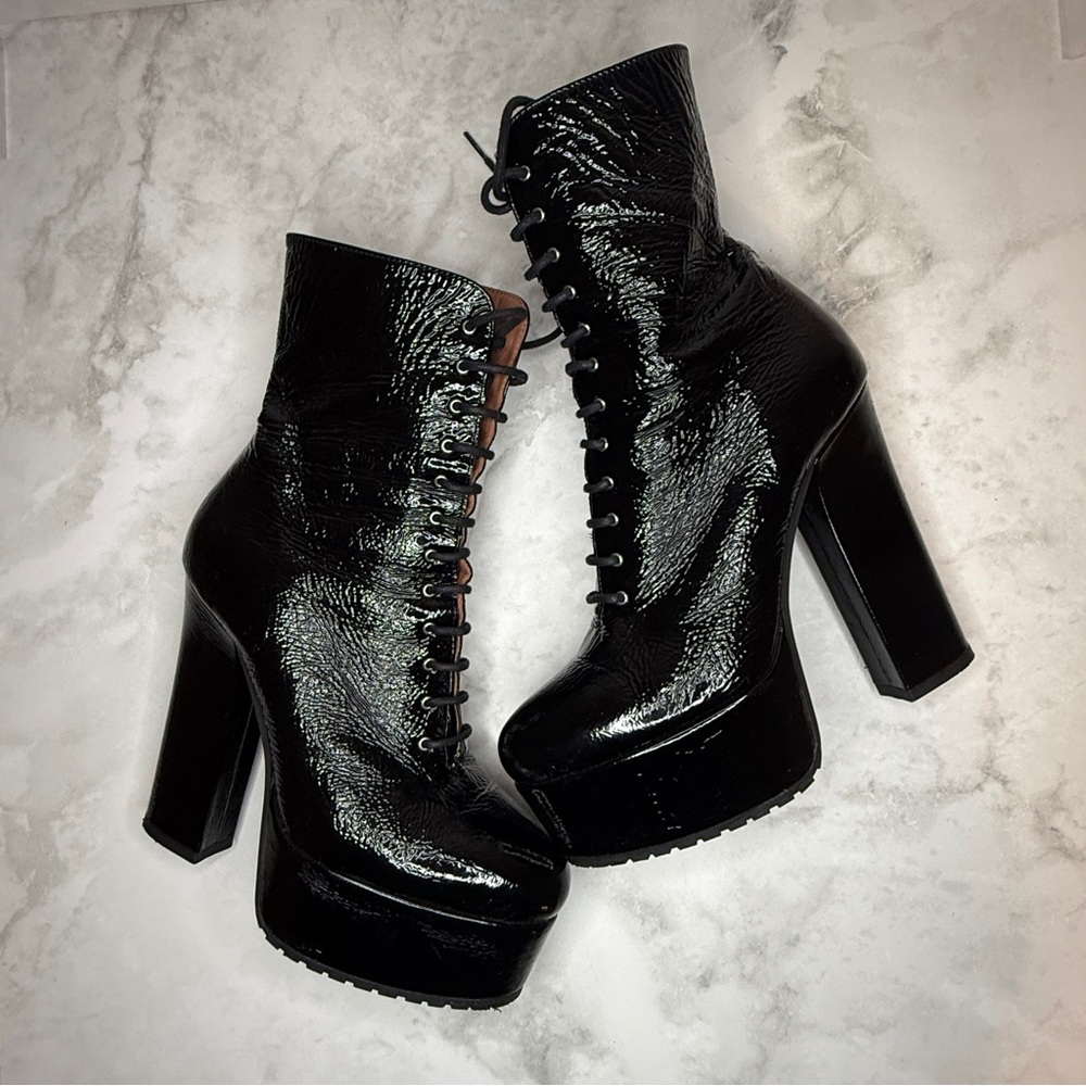 ALAÏA | Black Patent Leather Lace-Up Platform Ankle Boots | Size 36.5 (US 6)